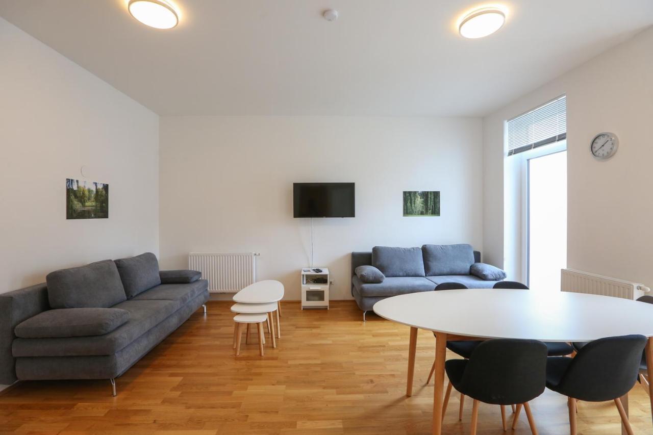 4 Beds And More Vienna Apartments - Contactless Check-In エクステリア 写真