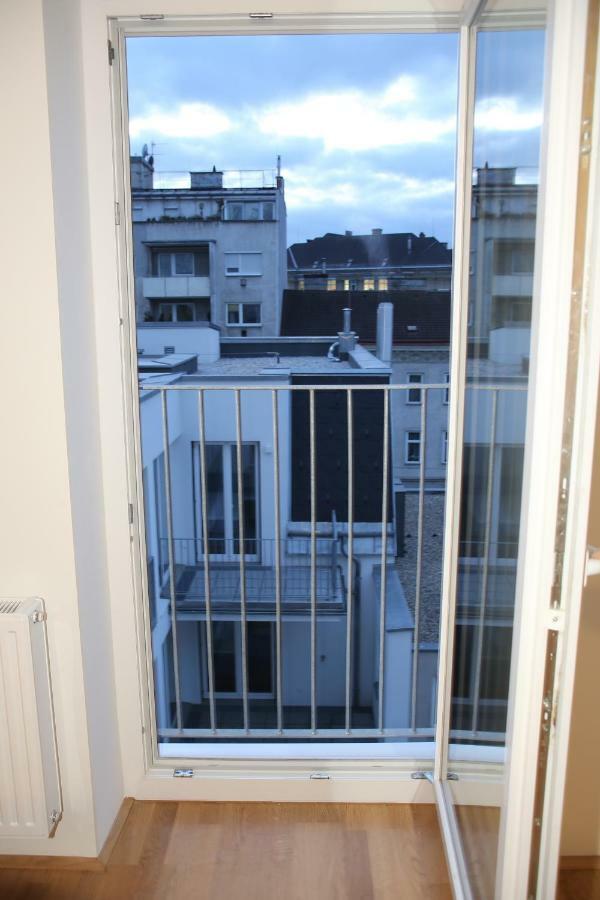 4 Beds And More Vienna Apartments - Contactless Check-In エクステリア 写真