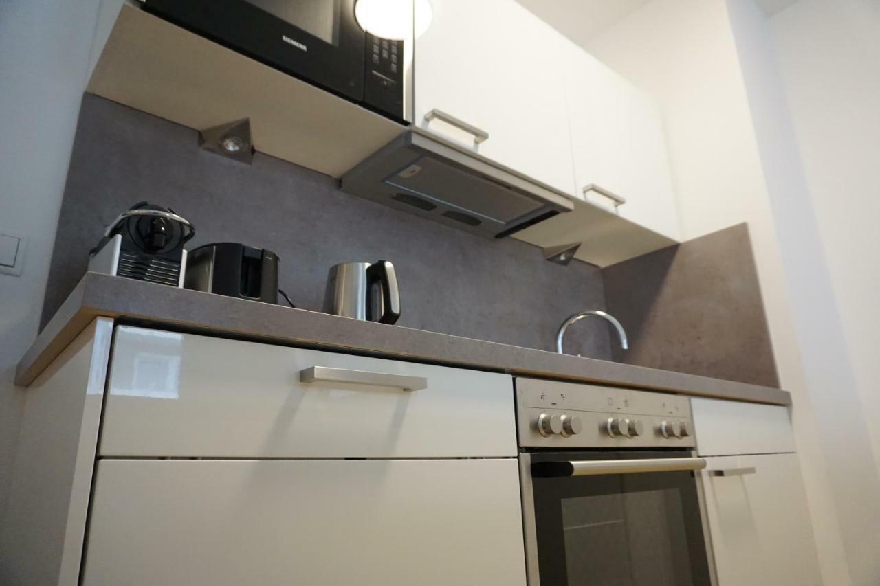 4 Beds And More Vienna Apartments - Contactless Check-In エクステリア 写真
