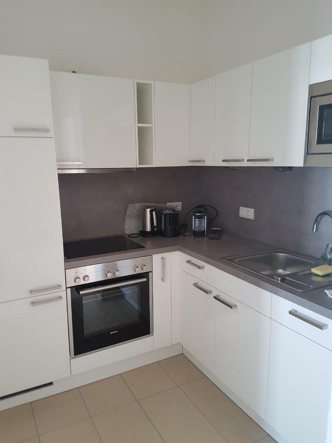 4 Beds And More Vienna Apartments - Contactless Check-In エクステリア 写真