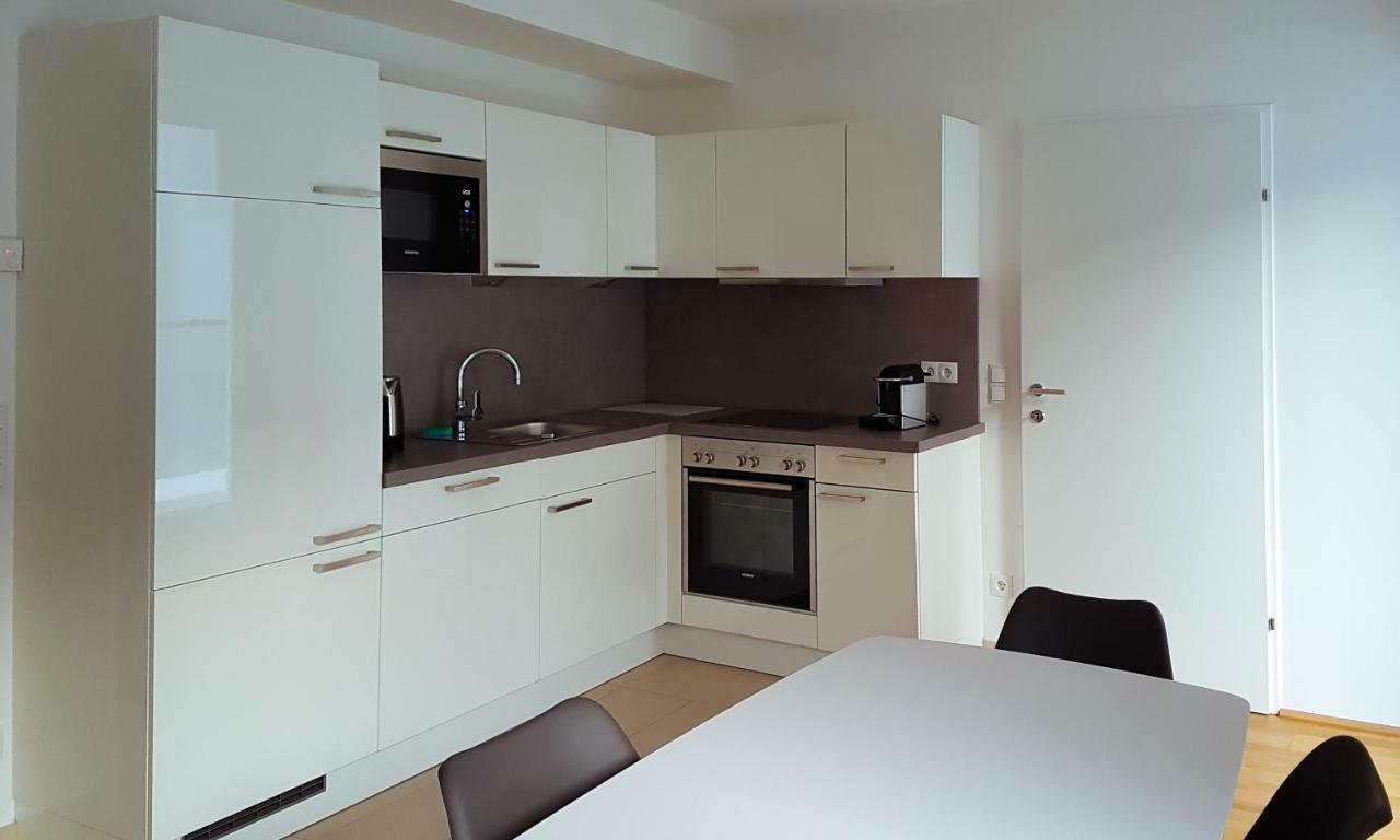 4 Beds And More Vienna Apartments - Contactless Check-In エクステリア 写真